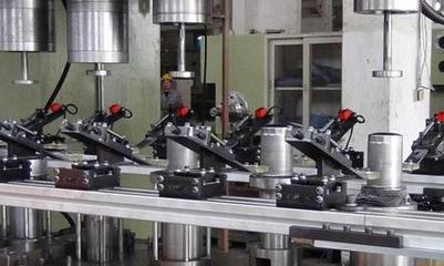 沖壓自動化新篇章 機器人技術如何重塑傳統沖壓生產線